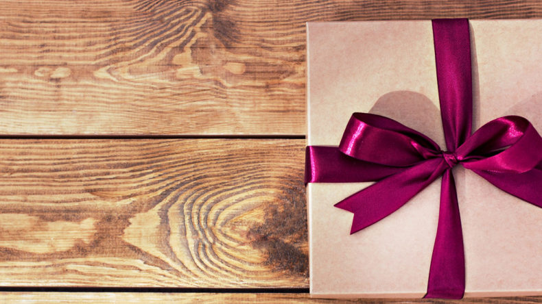 what to office gift your manager