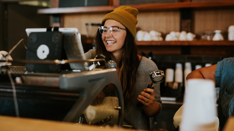 coffee-shop-minimum-wage-workest