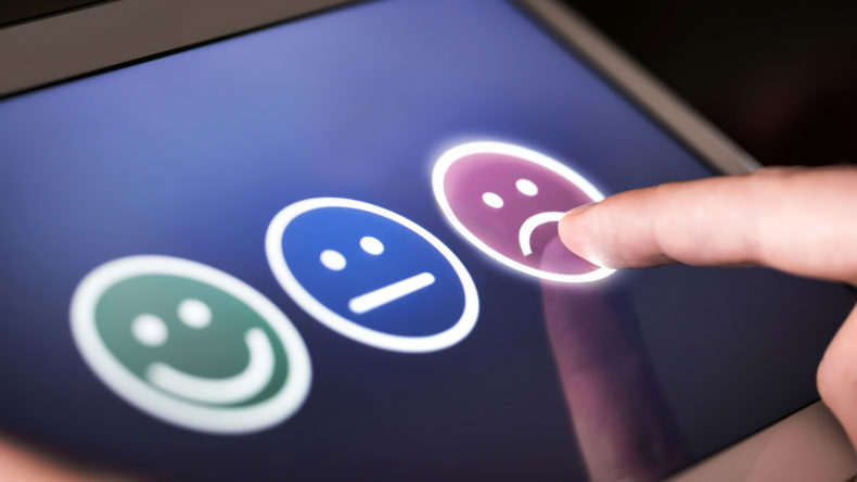 Should You Worry About Negative Employee Reviews Online?